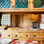 Guesthost - Il Dente Del Gigante Apartment Courmayeur