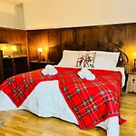 Guesthost - Il Dente Del Gigante Apartment Courmayeur