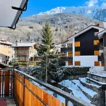 Guesthost - Il Dente Del Gigante Apartment Courmayeur
