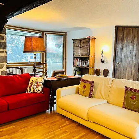 Guesthost - Il Dente Del Gigante Appartement Courmayeur