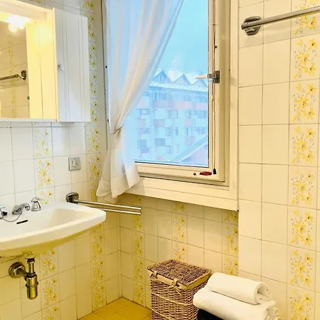 Guesthost - Il Dente Del Gigante Apartmán Courmayeur