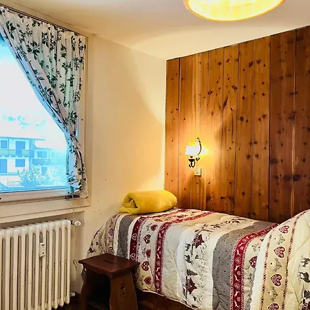 Guesthost - Il Dente Del Gigante Apartmán Courmayeur