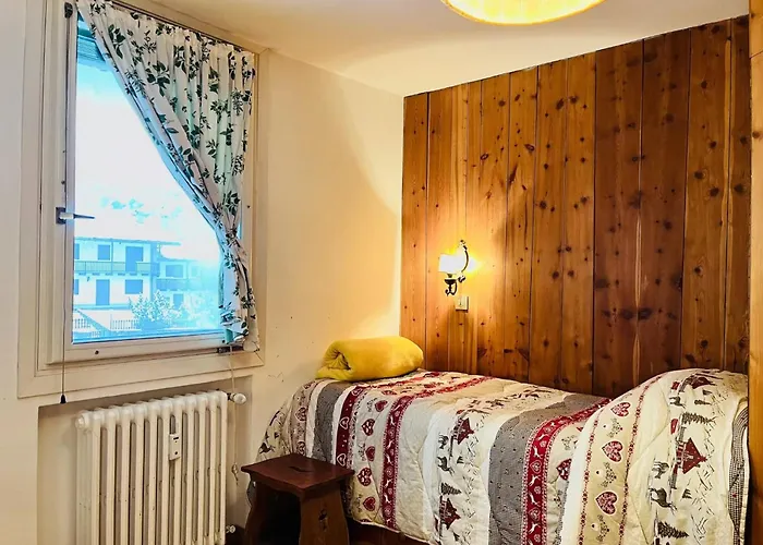 Guesthost - Il Dente Del Gigante Apartment Courmayeur